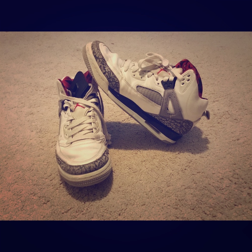 Jordans With Tightening Laces